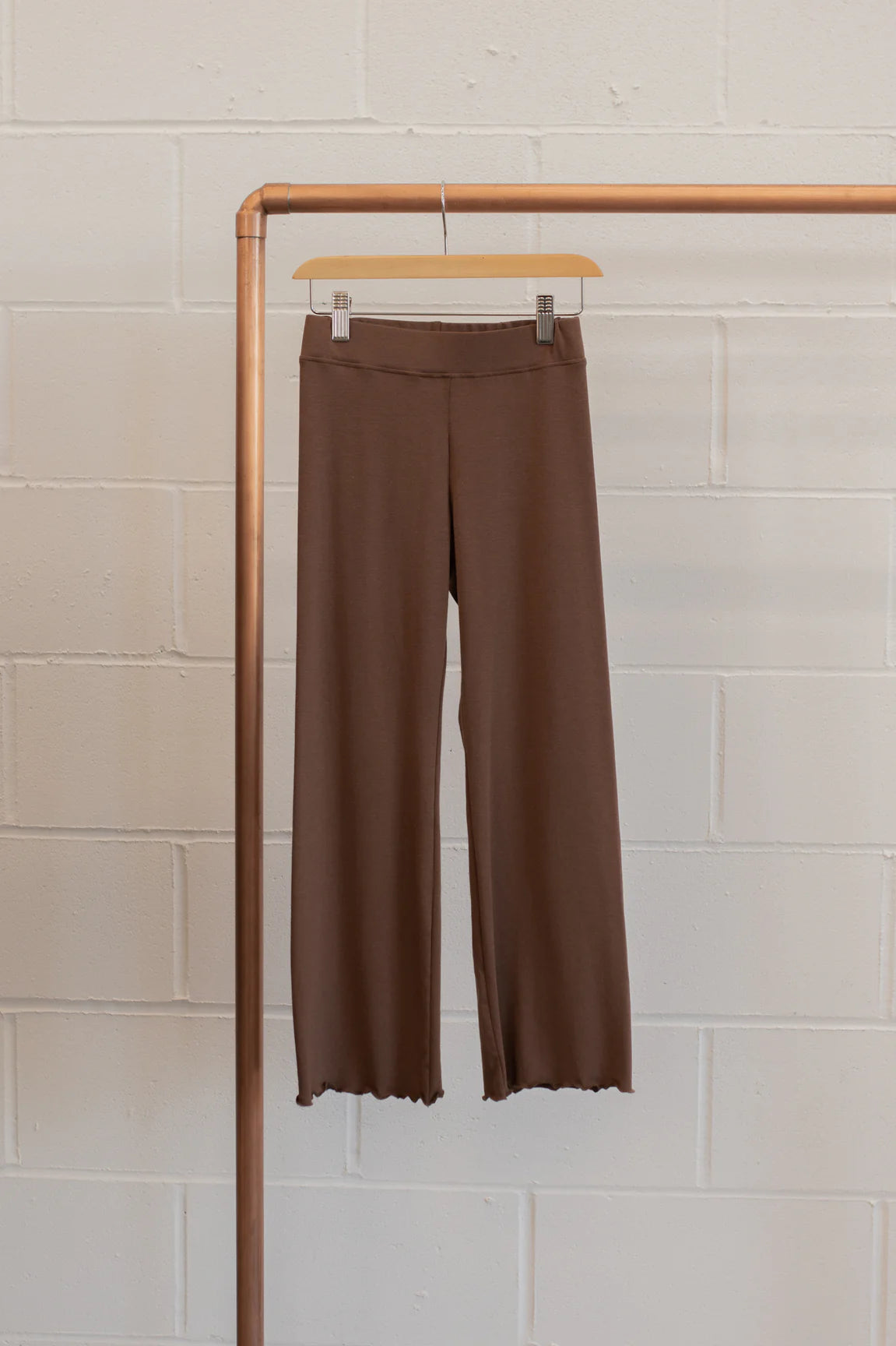 LETTUCE HEM PANTS